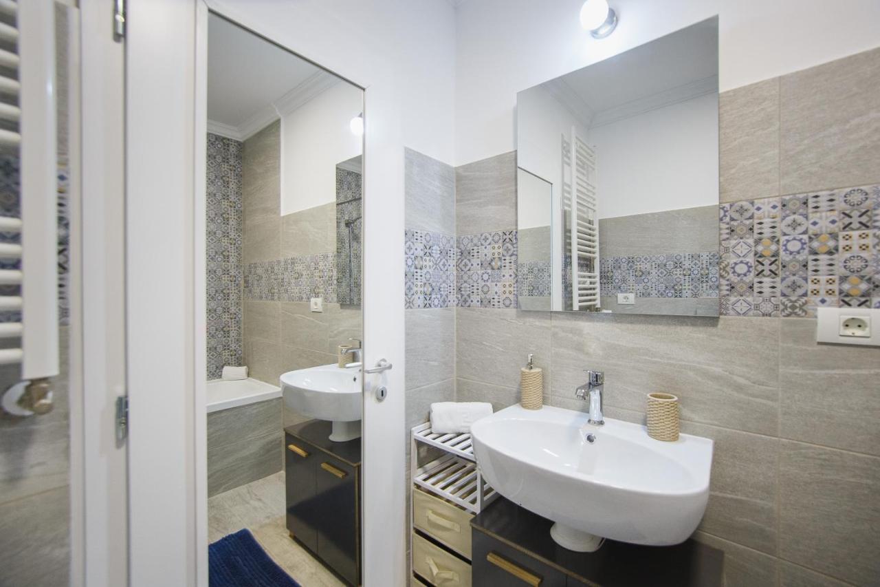 אורדאה Retreat To A Stylish Home At West Residence מראה חיצוני תמונה